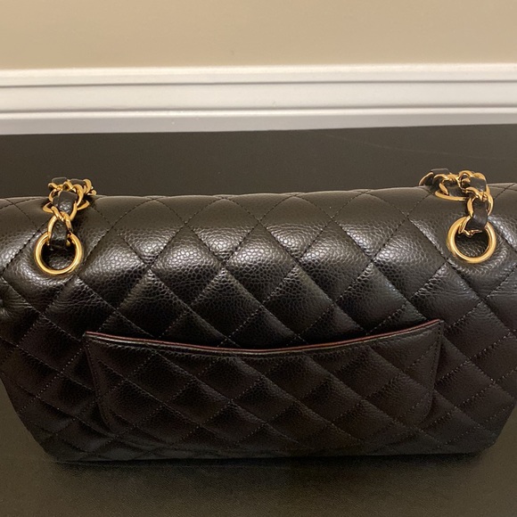 Chanel Medium Classic Flap Bag - Picture 7 of 15